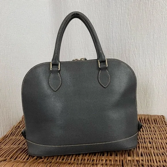 Dooney and Bourke Gray Saffiano Leather Zip Satchel.. NWOT.. never been used.. - Picture 2 of 8